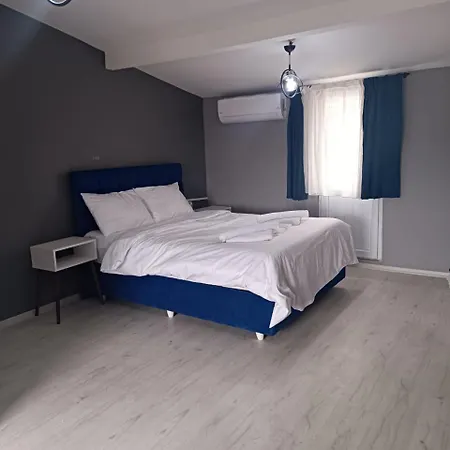 Taksim Street House Apart Otel