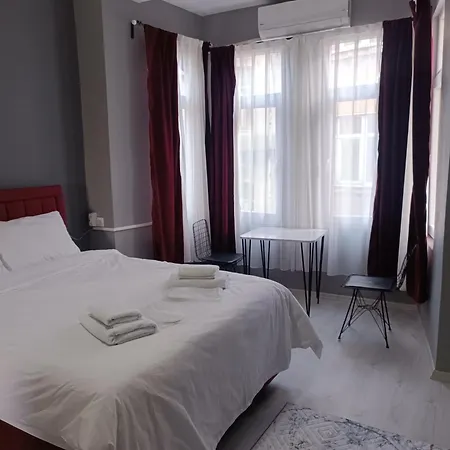 Apart Otel Taksim Street House