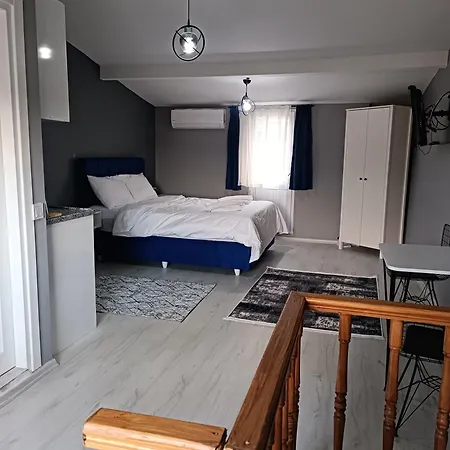 Taksim Street House Istambul