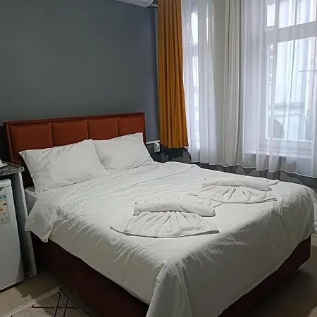 Taksim Street House Istambul