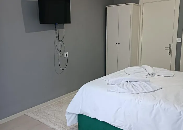 Taksim Street House Aparthotel 3*